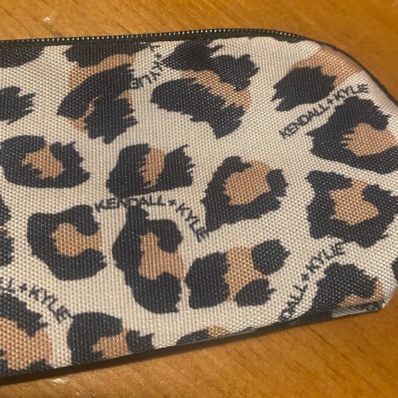 Kendall + Kylie Leopard Print Bags - Picture 3 of 8